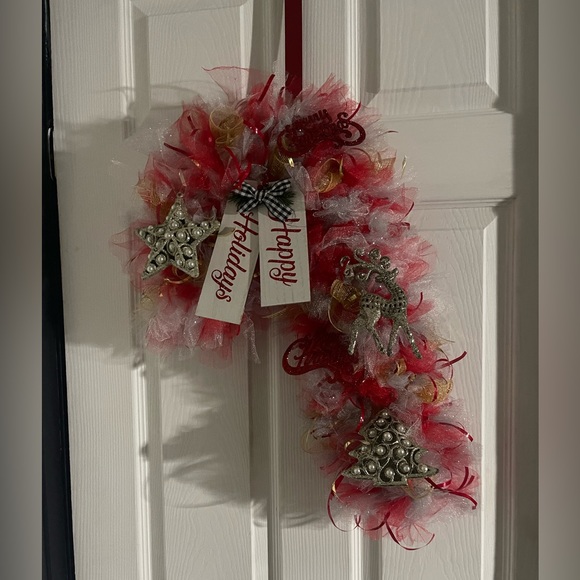 Custom wreaths! Order now! Pictures of the ones I have available now. - Picture 3 of 3